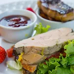 Отель Le Resinier Le Barp