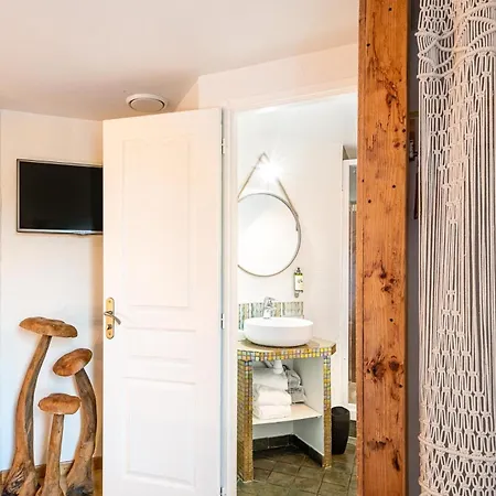 Hotel Le Resinier 2*