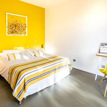 Hotel Le Resinier 2* Le Barp