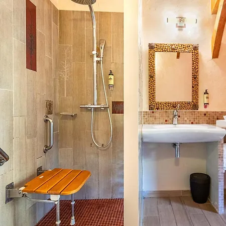 Le Resinier Hotel 2*