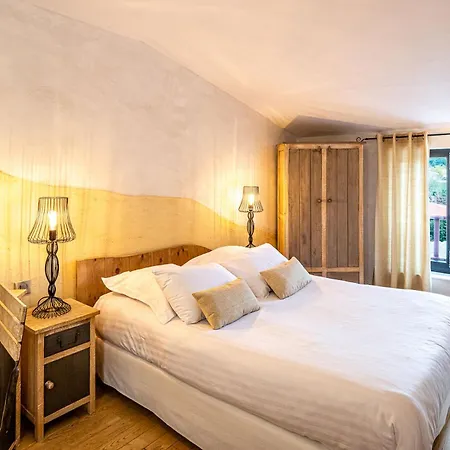 Le Resinier Hotel Le Barp
