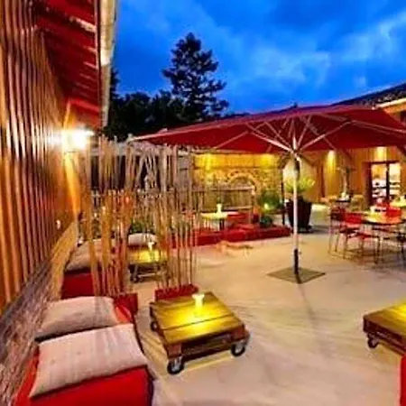 Hotel Hotel Le Resinier Le Barp