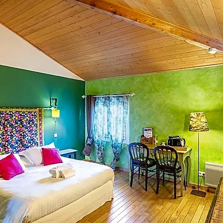 Hotel Le Resinier 2*