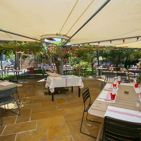 Hotel Le Resinier